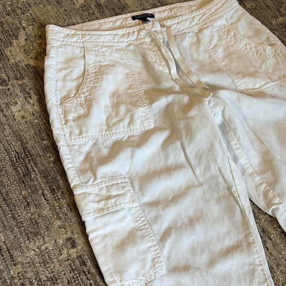 Eileen Fisher white linen blend Pants - size 6P - great condition - Picture 2 of 6
